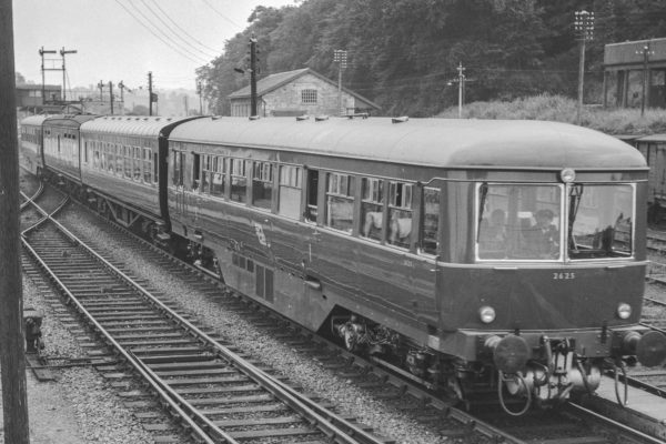 CIE AEC Railcars by Paul Molineux
